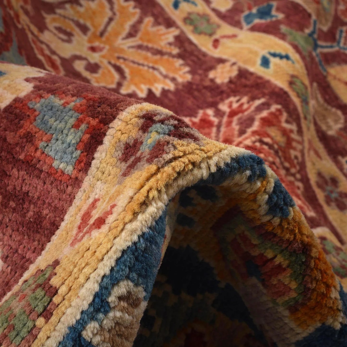 Red  Bakhtiar Persian Hand-Knotted Rug (BR-682)